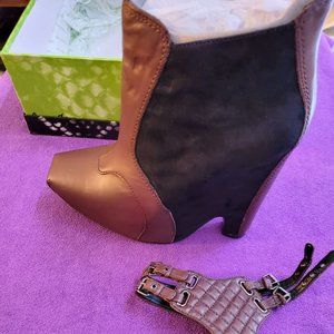 Cute Versatile Bootie - NWT - SAM EDELMAN